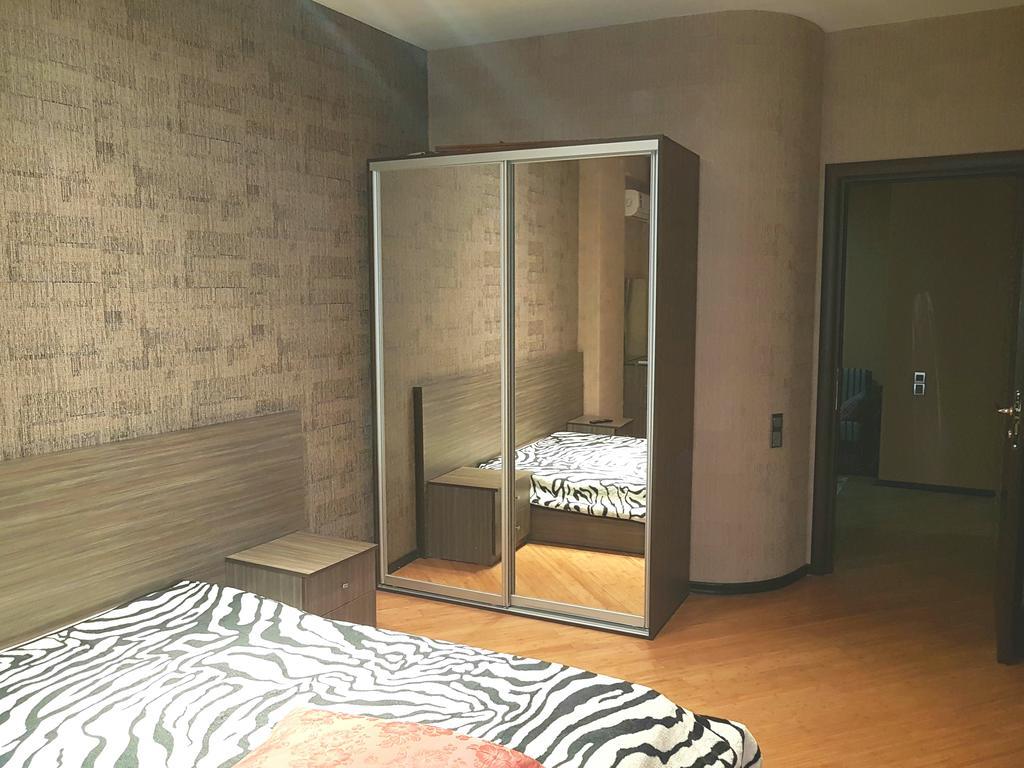 Apartment On Mirqasimov St.29 Baky Esterno foto
